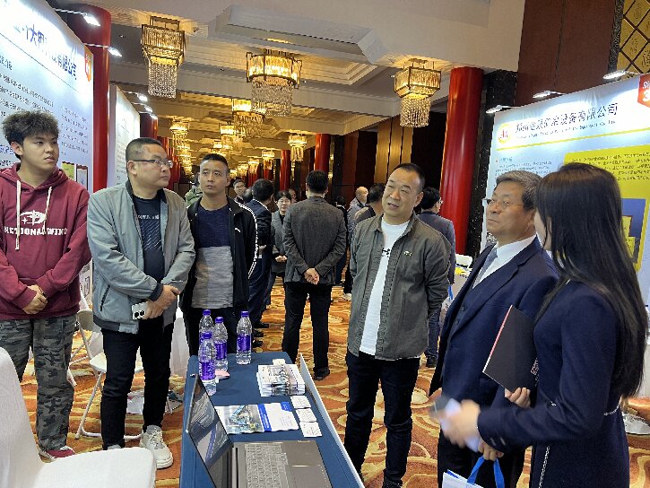 辛集市乾森环保科技有限公司10月23-25日参加中国废钢铁应用协会成立三十周年大会，26-27日参加中国再生资源产业技术创新战略联盟15周年大会